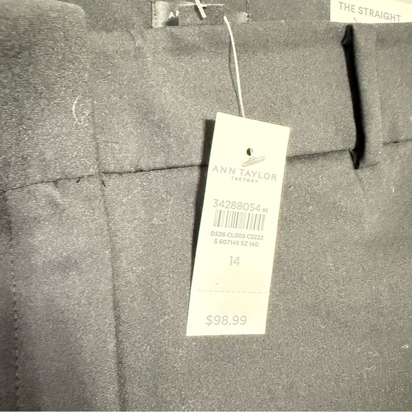 Ann Taylor Factory NWT Women’s The Straight Mid-Rise Pants Black Size 14 - Picture 5 of 11